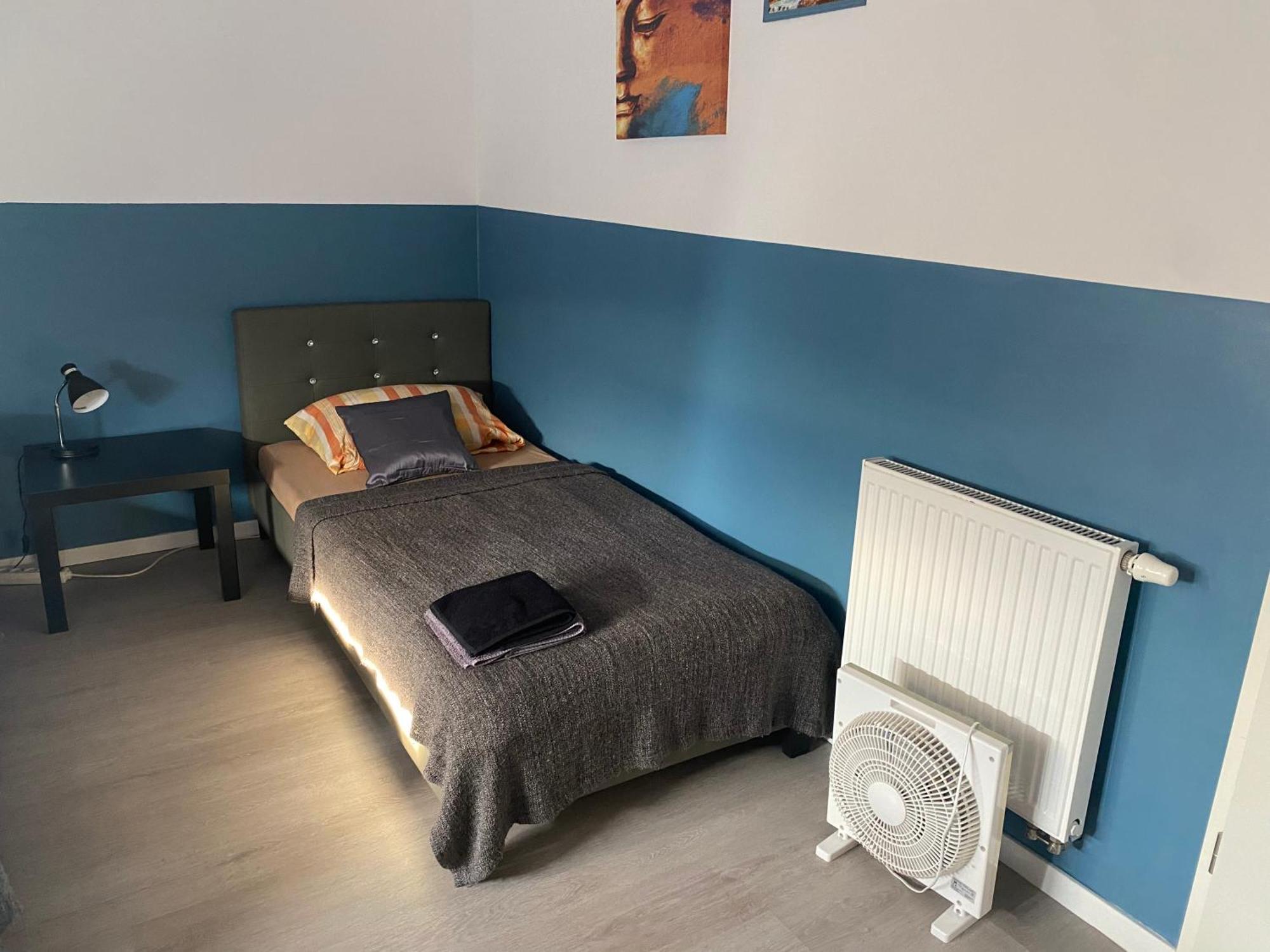 Ruhiges Zimmer Im Gasthaus Έσσεν Εξωτερικό φωτογραφία