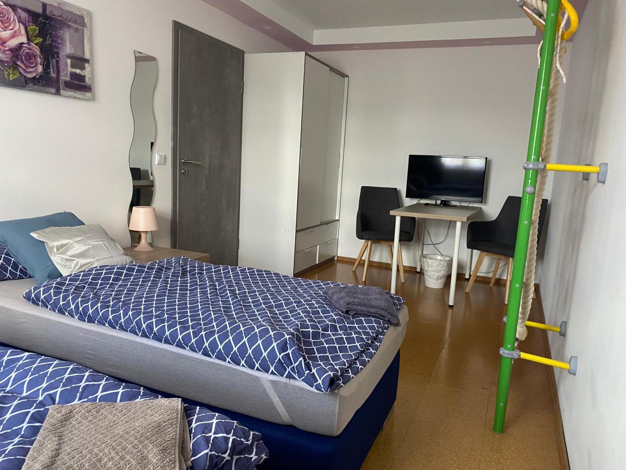 Ruhiges Zimmer Im Gasthaus Έσσεν Εξωτερικό φωτογραφία